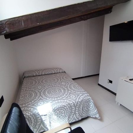 Estudio Centro - Puerta Del Sol Madrid Ngoại thất bức ảnh